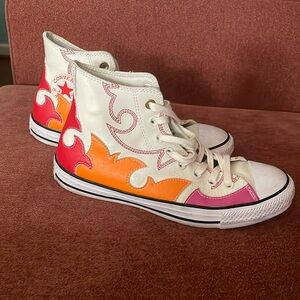 Converse All Star, size US 9, gently worn.